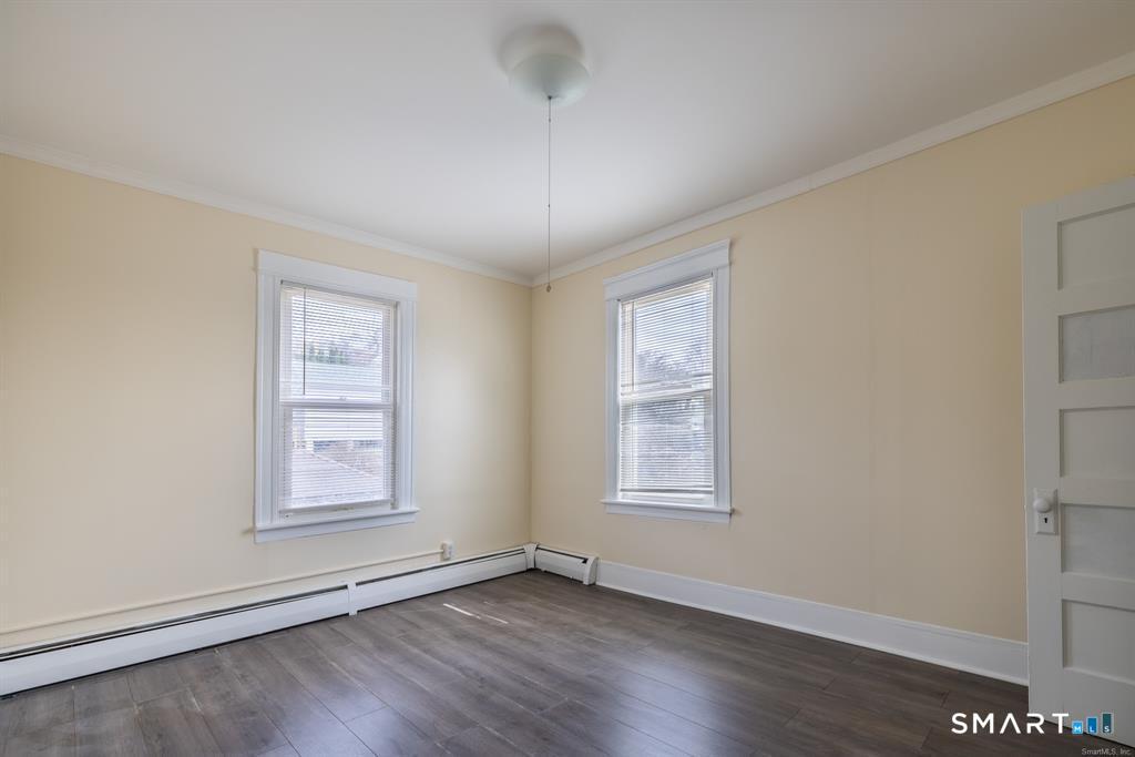 38 North Spring Street Ansonia, CT 06401 - Photo 19 of 29