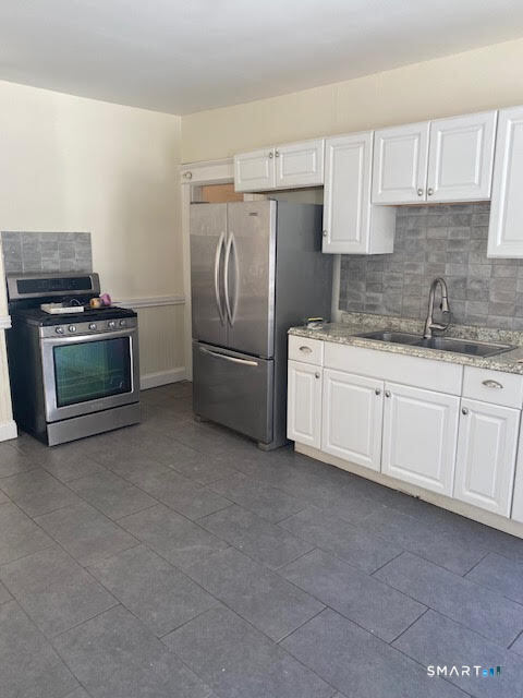 38 North Spring Street Ansonia, CT 06401 - Photo 4 of 29