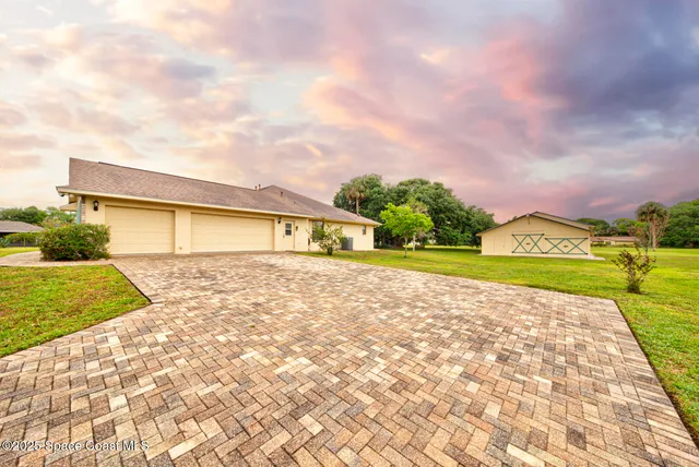 $899,000 | 3105 Diamond Road, Titusville, FL 32796