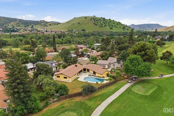 $599,999 | Undisclosed Address, Springville, CA 93265