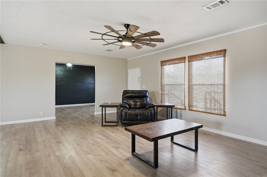 124 County Road 632 Sinton, TX 78387 - Photo 7 of 40 a living room with furniture and a window