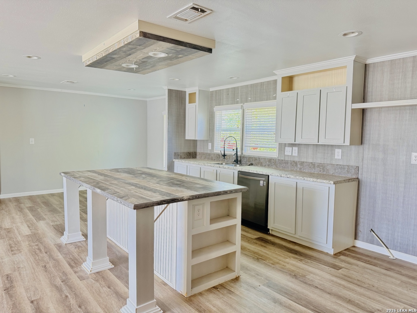10203 Hackelberg Road Atascosa, TX 78002 - Photo 4 of 15 Gallery Image 4
