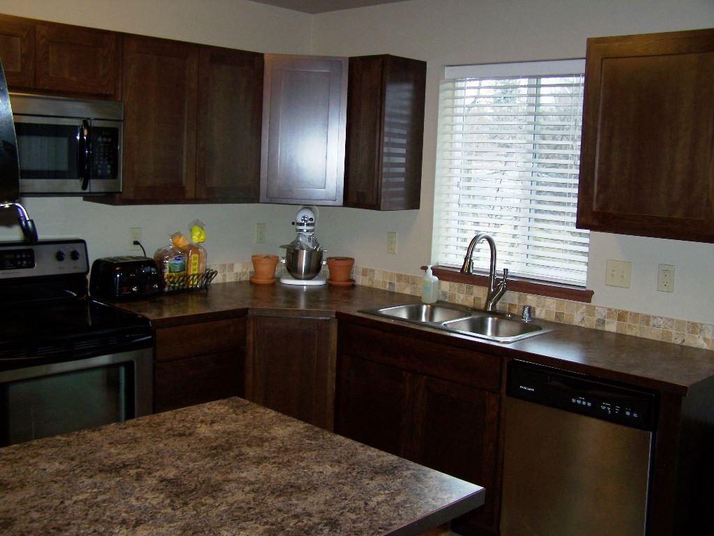 9806 Springfield Lane Spokane Valley, WA 99206 - Photo 3 of 17