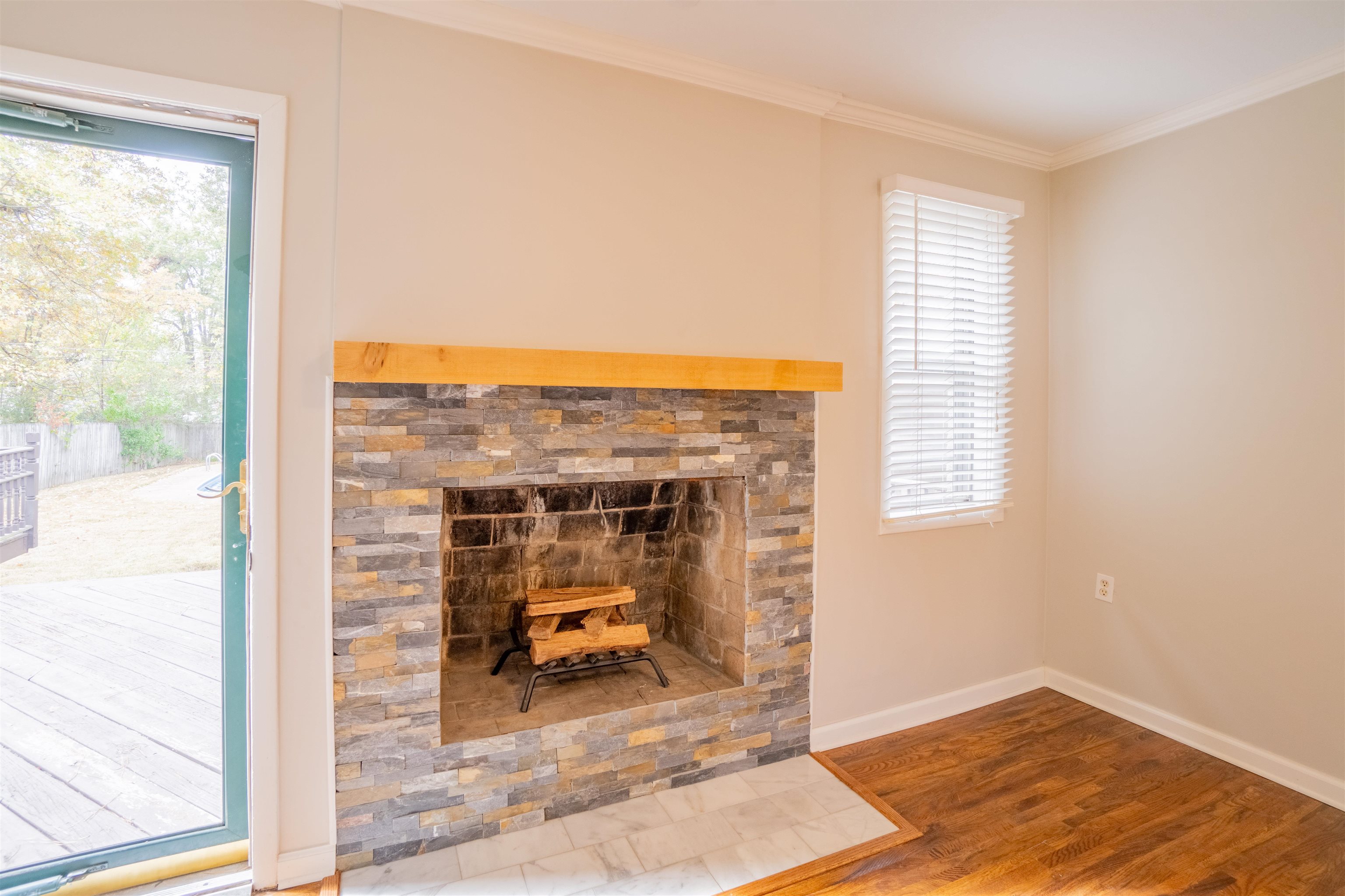 1349 Colonial Road Memphis, TN 38117 - Photo 12 of 29 a view of livingroom with furniture and window