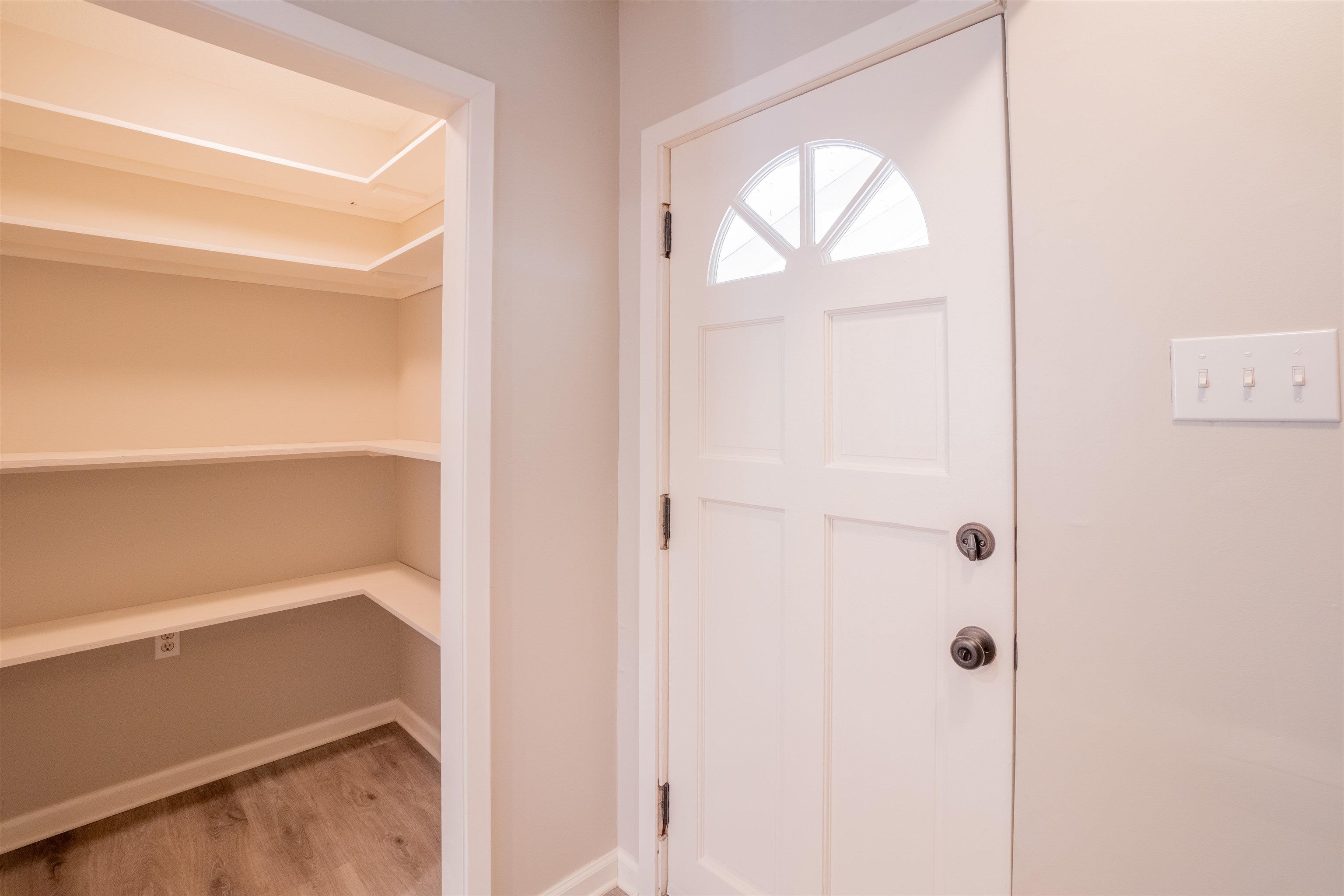 1349 Colonial Road Memphis, TN 38117 - Photo 10 of 29 a view of a room that has a window