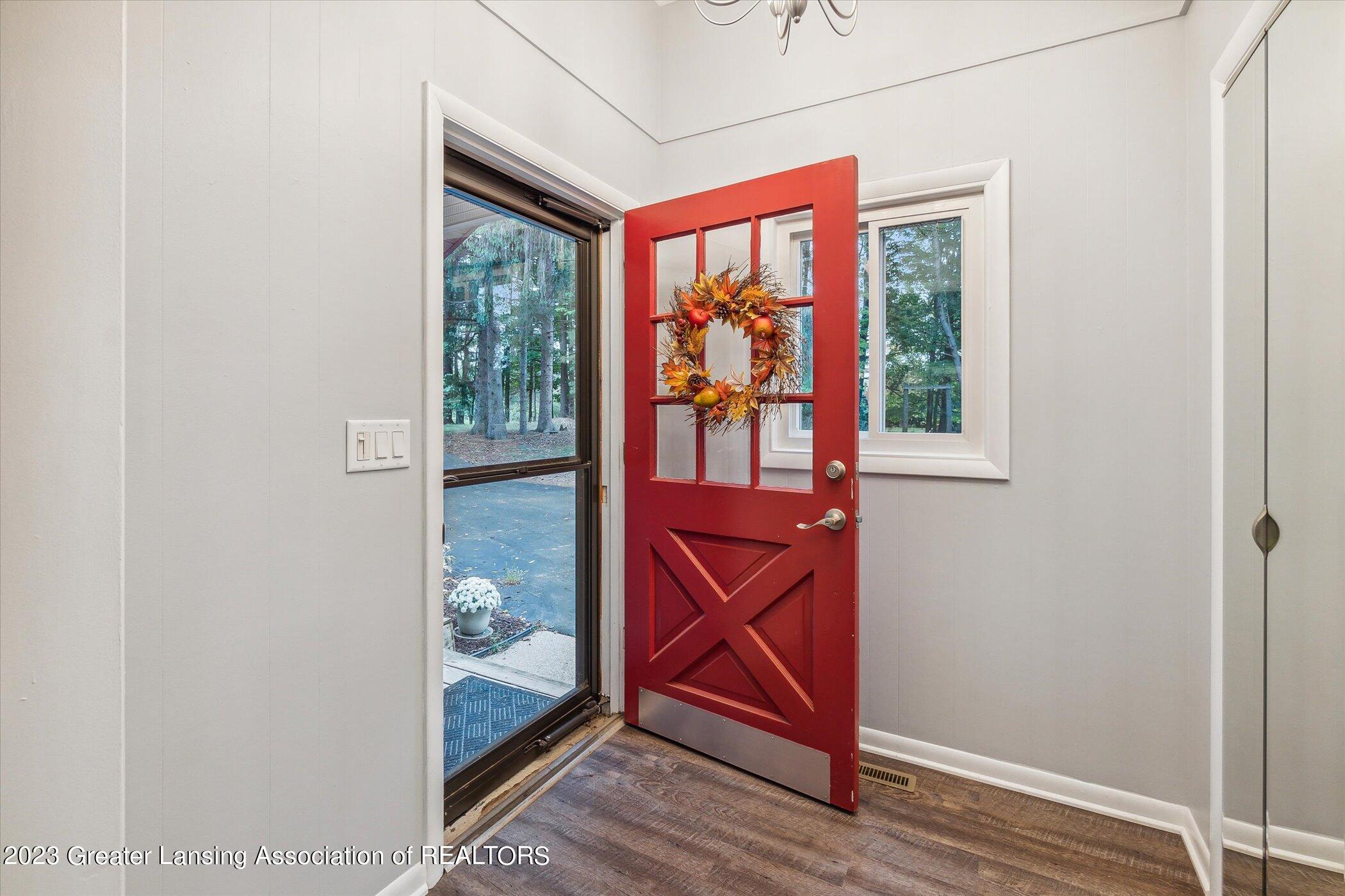 1393 South Michigan Road Eaton Rapids, MI 48827 - Photo 26 of 27 1393 Welcome 26