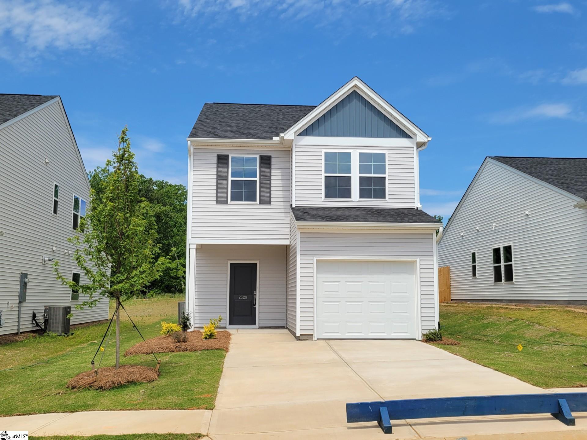 2329 Mill Loop Spartanburg, SC 29301 - Photo 1 of 11
