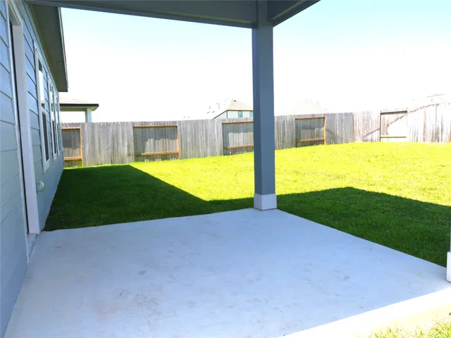 $1,700 | 16839 Bristle Cone Way, Conroe, TX 77302