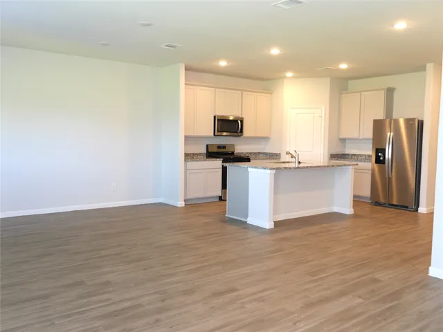 $1,700 | 16839 Bristle Cone Way, Conroe, TX 77302