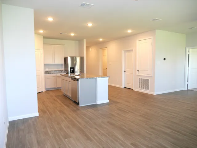 $1,700 | 16839 Bristle Cone Way, Conroe, TX 77302