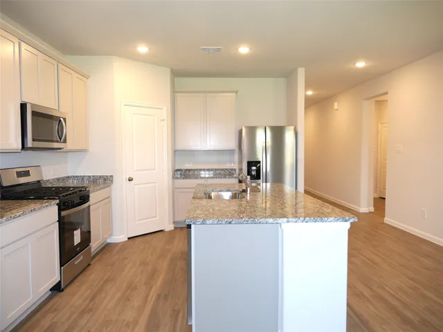 $1,700 | 16839 Bristle Cone Way, Conroe, TX 77302