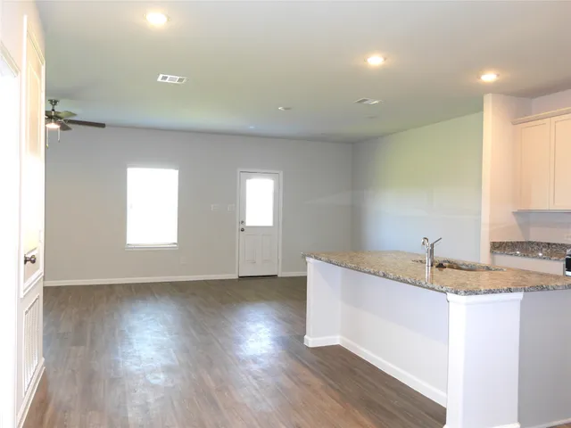 $1,700 | 16839 Bristle Cone Way, Conroe, TX 77302