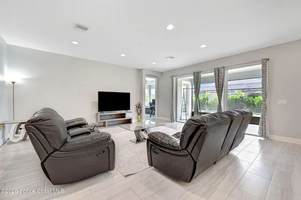 $4,100 | 7506 Millbrook Avenue, Melbourne, FL 32940