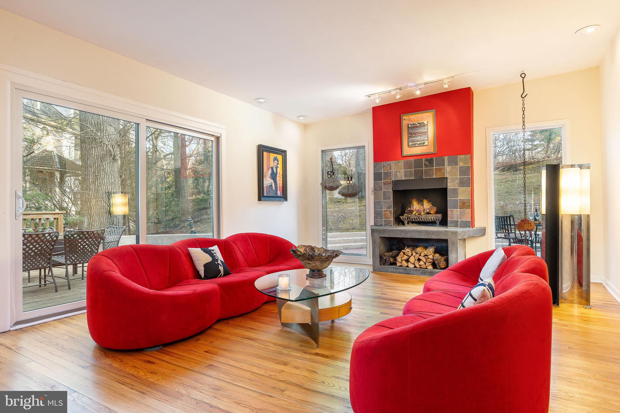 104 East Bells Mill Road Philadelphia, PA 19118 - Photo 5 of 40 Warm Hardwood Floors throughout