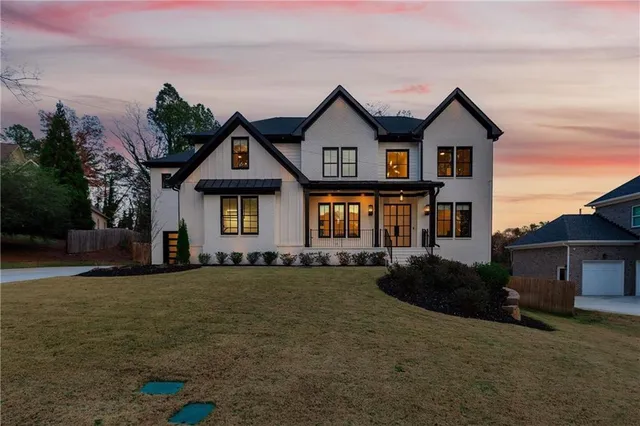 $2,100,000 | 2994 Octavia Circle, Marietta, GA 30062