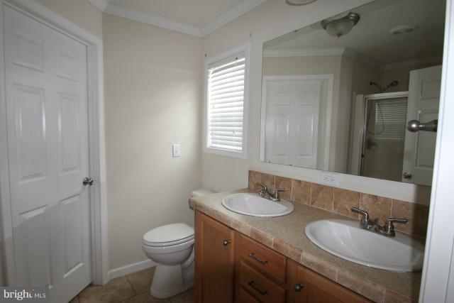5953 Sandy Point Road Kinsale, VA 22488 - Photo 5 of 22 Bath (Master)