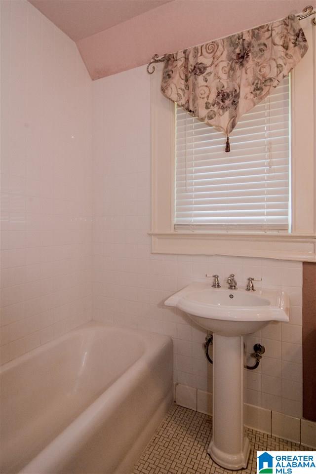 917 Shades Crest Road Birmingham, AL 35226 - Photo 35 of 50