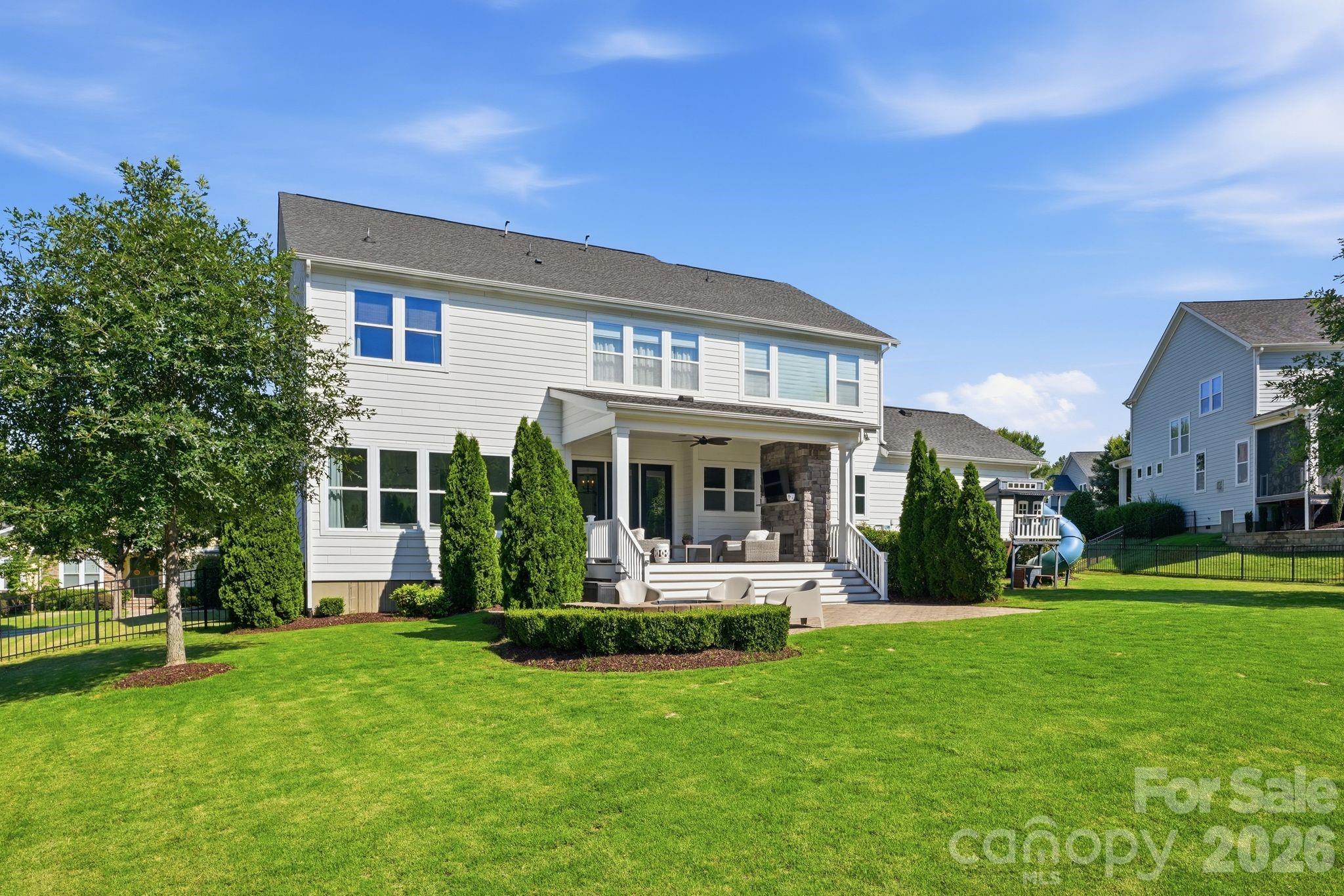 621 Bucks Quarry Court Fort Mill, SC 29708 - Photo 36 of 46 Gallery Image 36