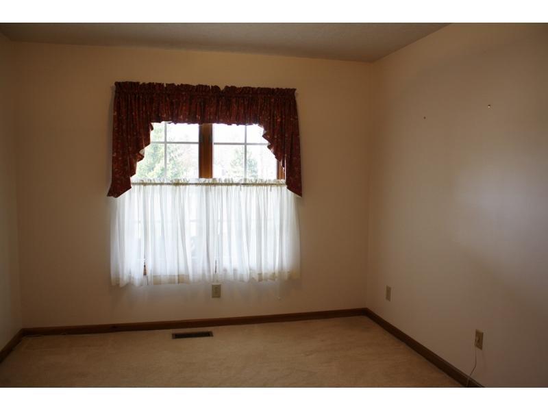 251 Old Farm Road Danville, IN 46122 - Photo 9 of 13 Gallery Image 9