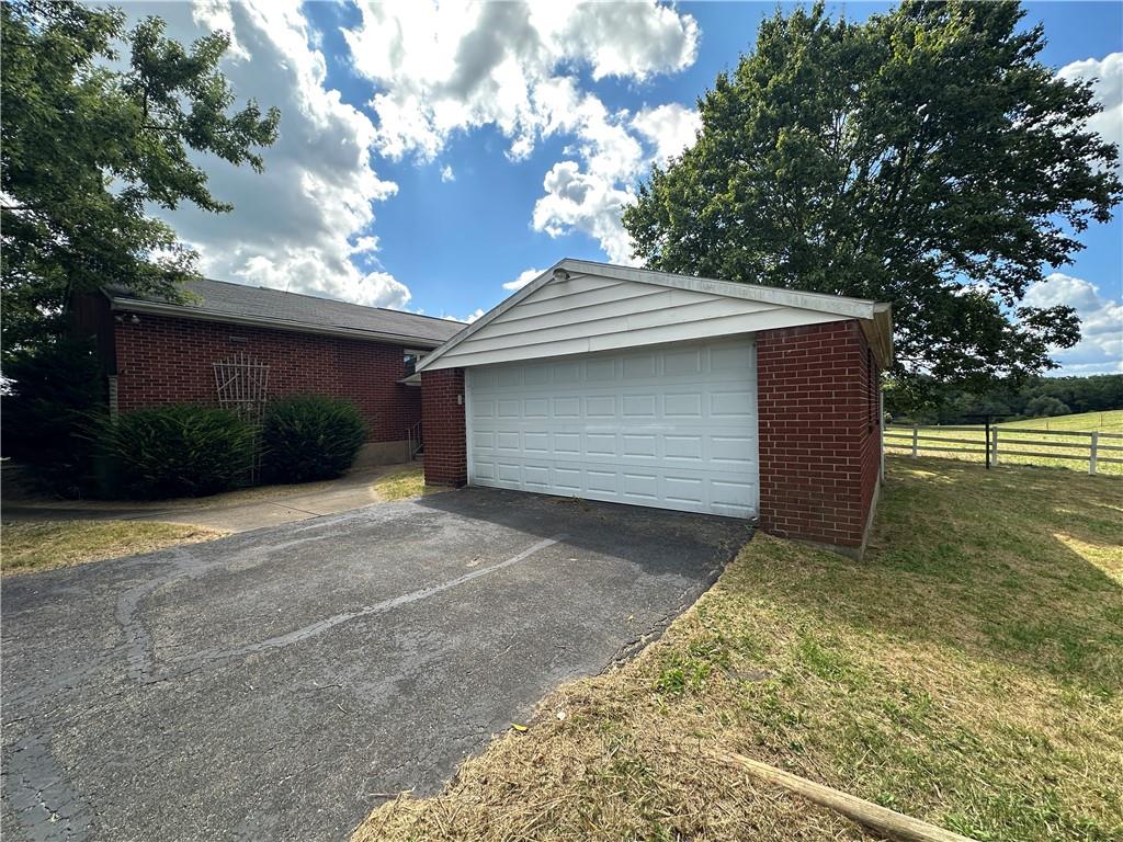 196 Hannahstown Road Butler, PA 16002 - Photo 11 of 11