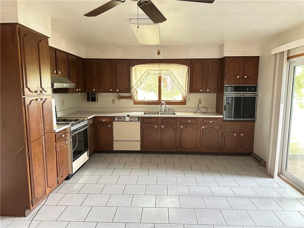 196 Hannahstown Road Butler, PA 16002 - Photo 3 of 11