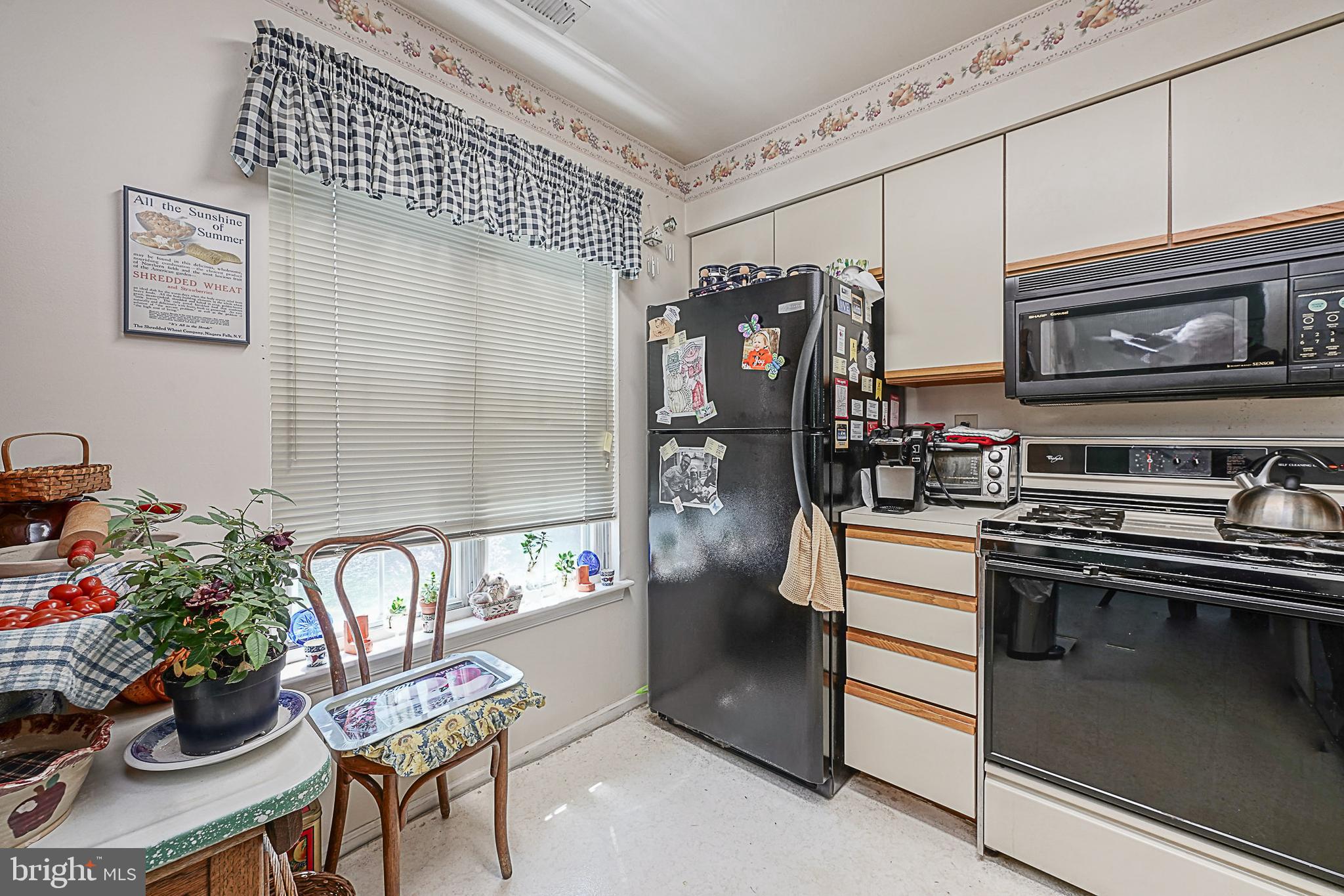 2302 B Sedgefield Drive Mount Laurel, NJ 08054 - Photo 8 of 19