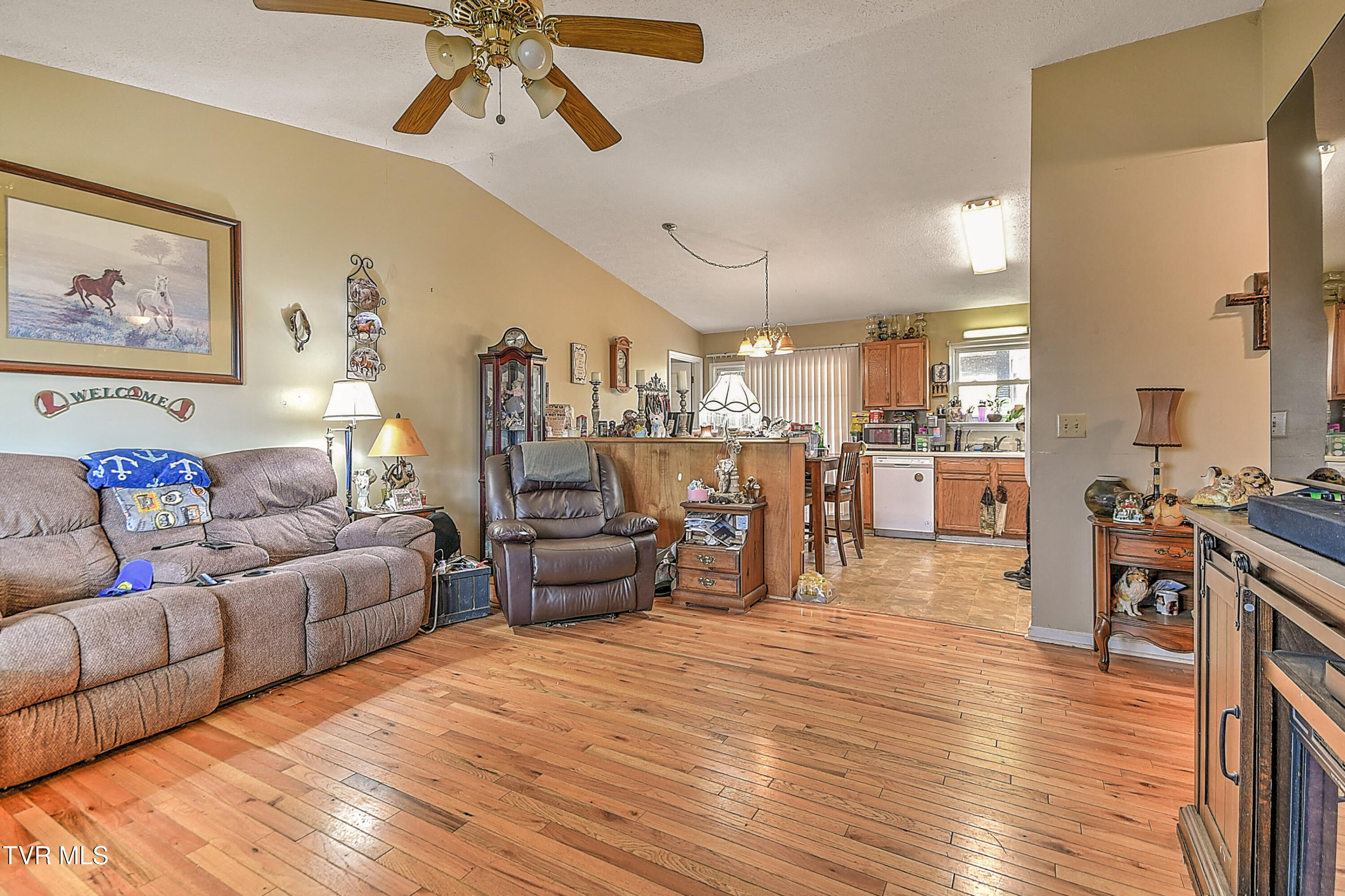 154 Slate Hill Road Telford, TN 37690 - Photo 8 of 33 154 Slate Hill CP-8