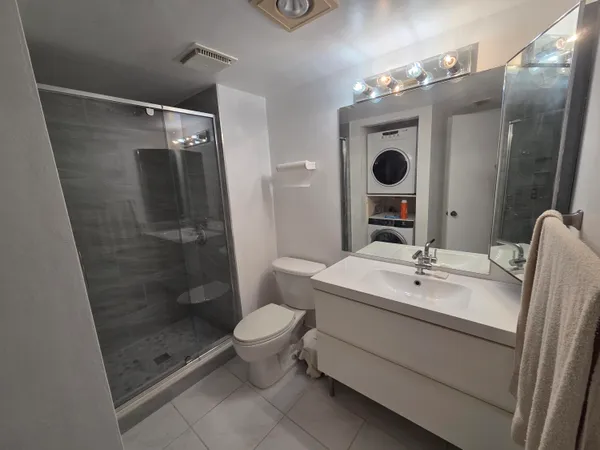 $2,200 | 9187 Norte Lago, Unit 5E, Boca Raton, FL 33428