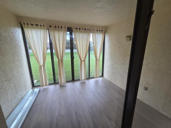 $2,200 | 9187 Norte Lago, Unit 5E, Boca Raton, FL 33428