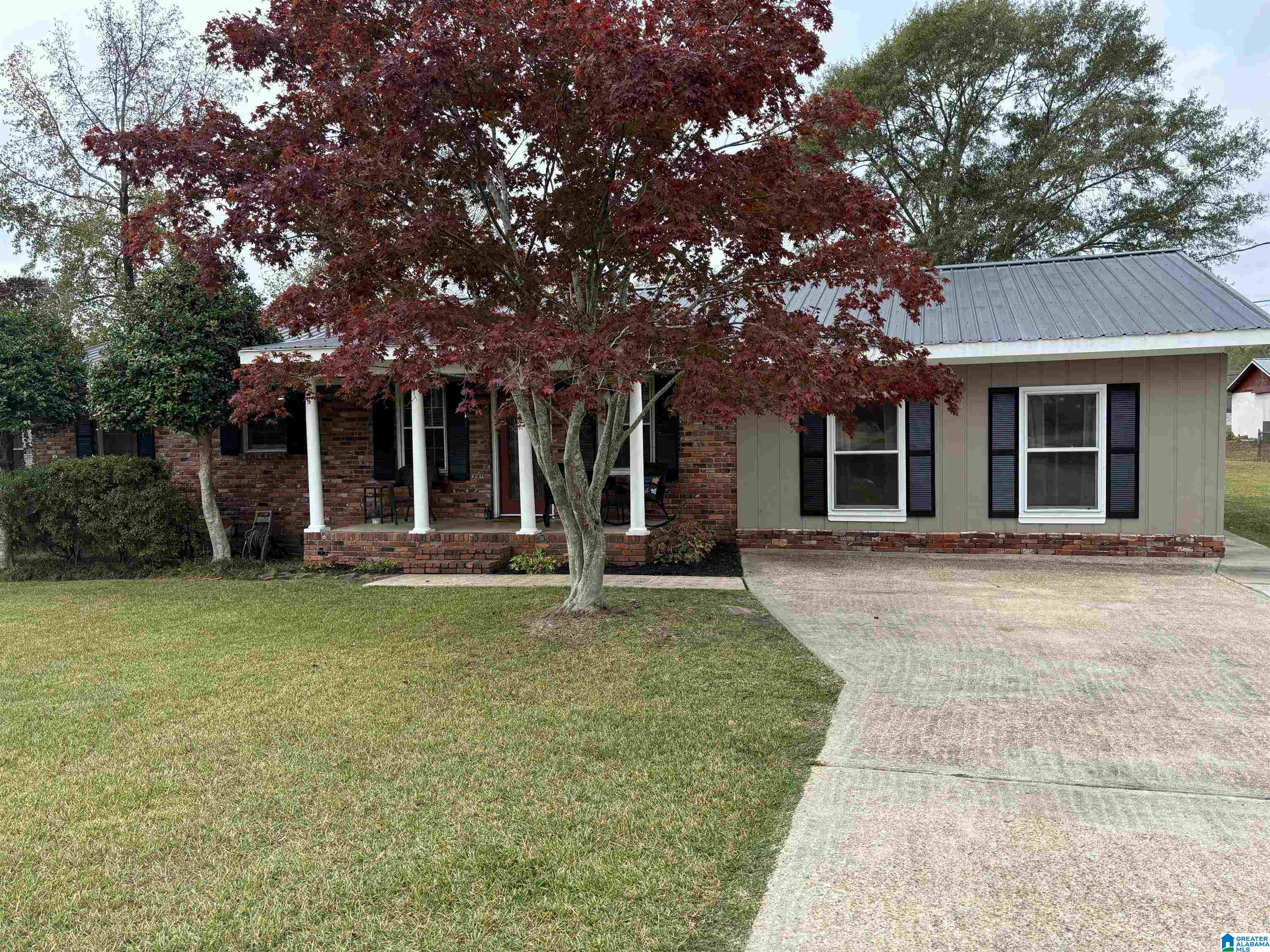 2480 Powell Street Gadsden, AL 35907 - Photo 1 of 15
