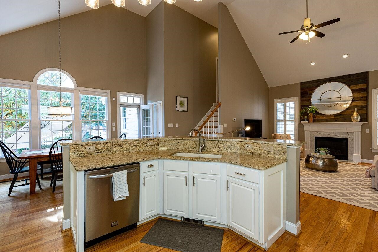 117 Kingsport Road Holly Springs, NC 27540 - Photo 11 of 41 Plenty of counter space! Large pantry and stainless appliances. Kitchen