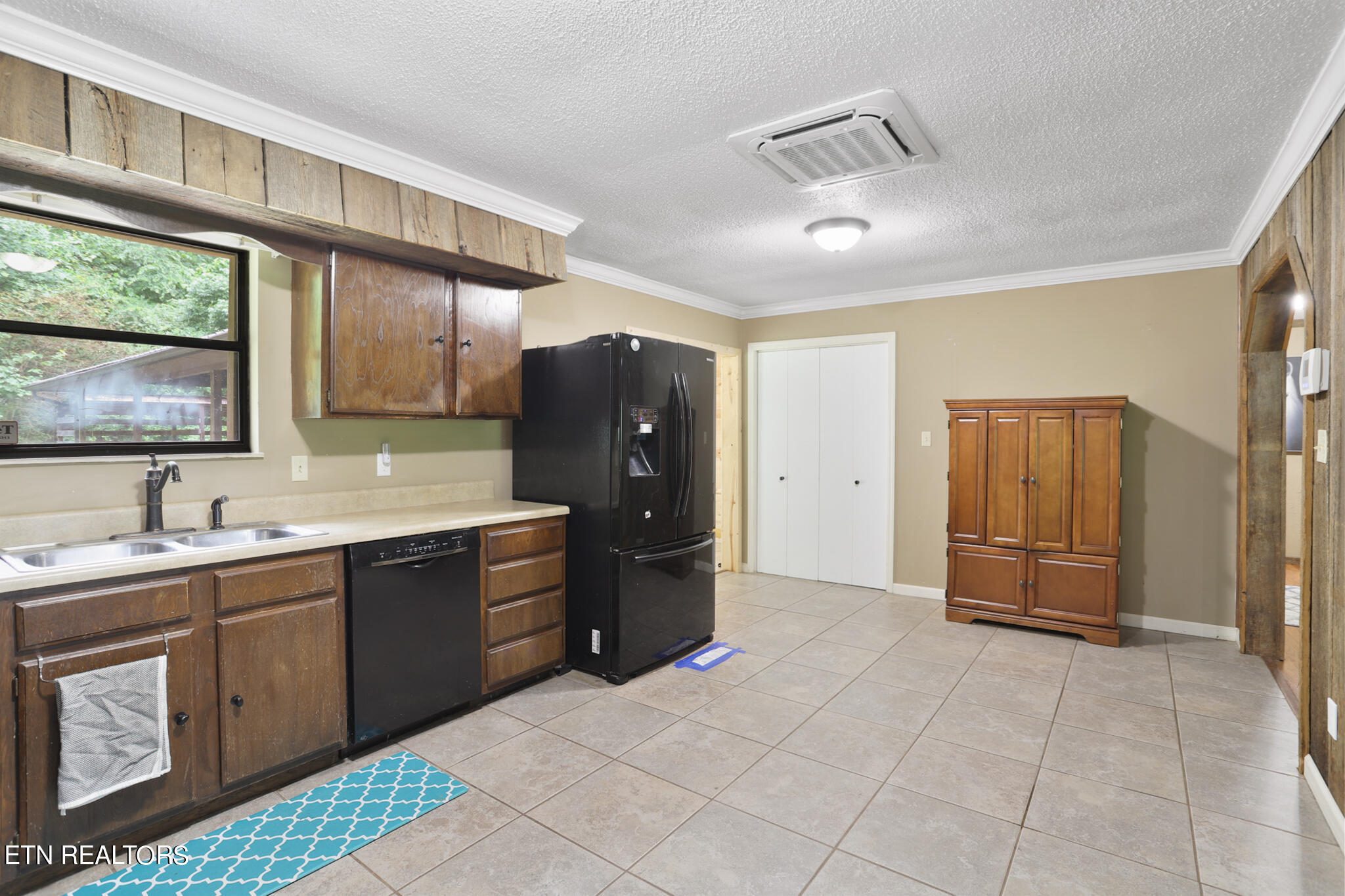 129 Tillery Road Powell, TN 37849 - Photo 11 of 31 129 Tillery-391716540909_12876_1