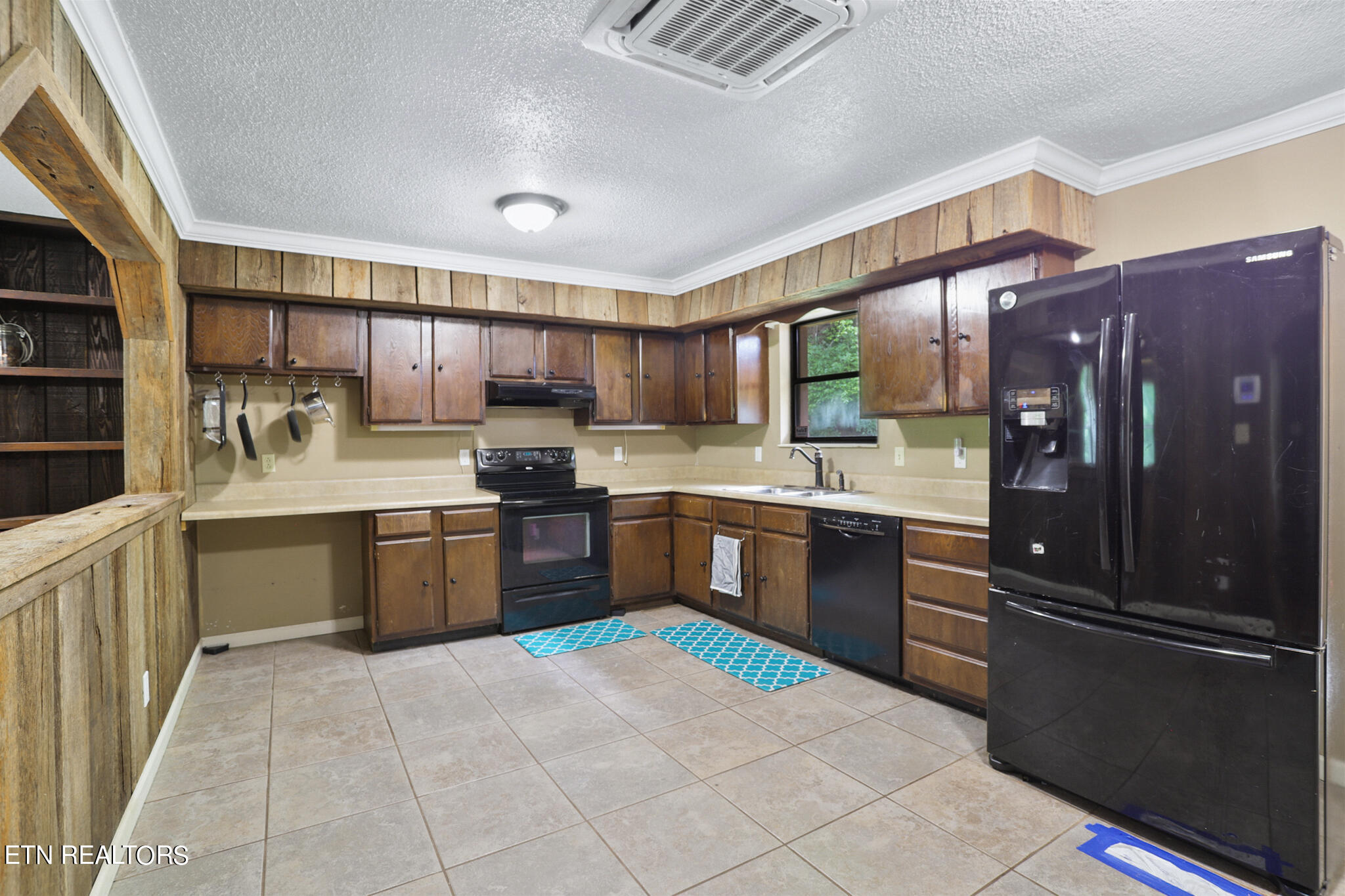 129 Tillery Road Powell, TN 37849 - Photo 13 of 31 129 Tillery-291716540902_12876_1