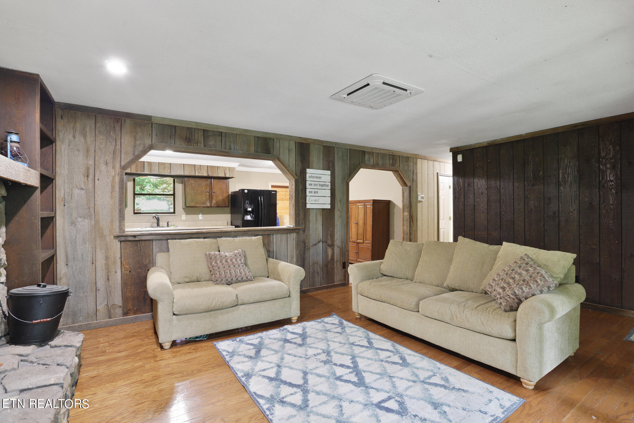 129 Tillery Road Powell, TN 37849 - Photo 8 of 31 129 Tillery-141716540890_12876_1