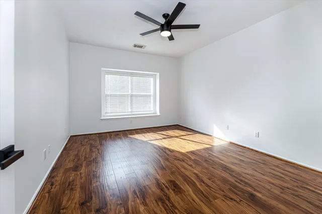 $2,800 | 150 South Star Ridge Circle, The Woodlands, TX 77382