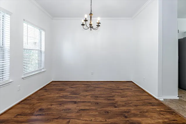 $2,800 | 150 South Star Ridge Circle, The Woodlands, TX 77382