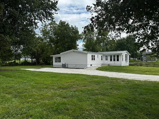 a house view with a outdoor space
