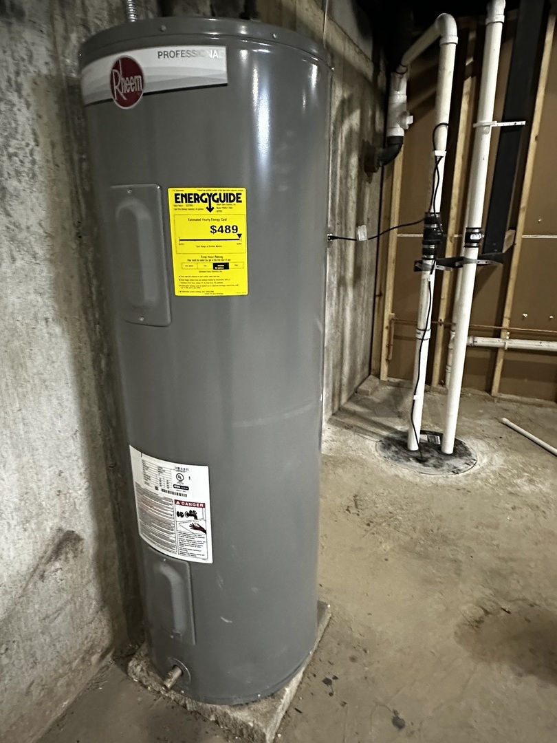 764 Brooklyn Road West Brooklyn, IL 61378 - Photo 32 of 33