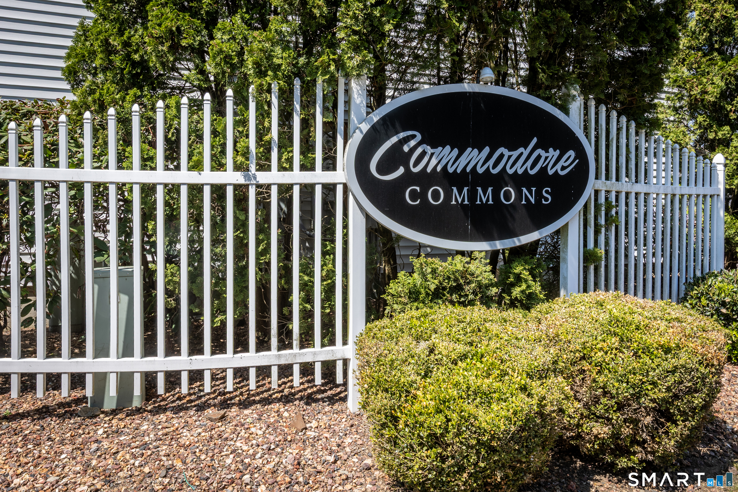 75 Commodore Cmns, Unit 75 Derby, CT 06418 - Photo 39 of 39