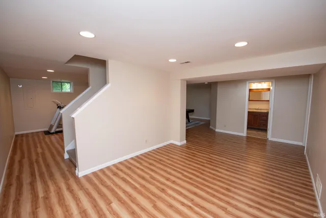 $2,900 | 3801 West Capilano Drive, West Lafayette, IN 47906