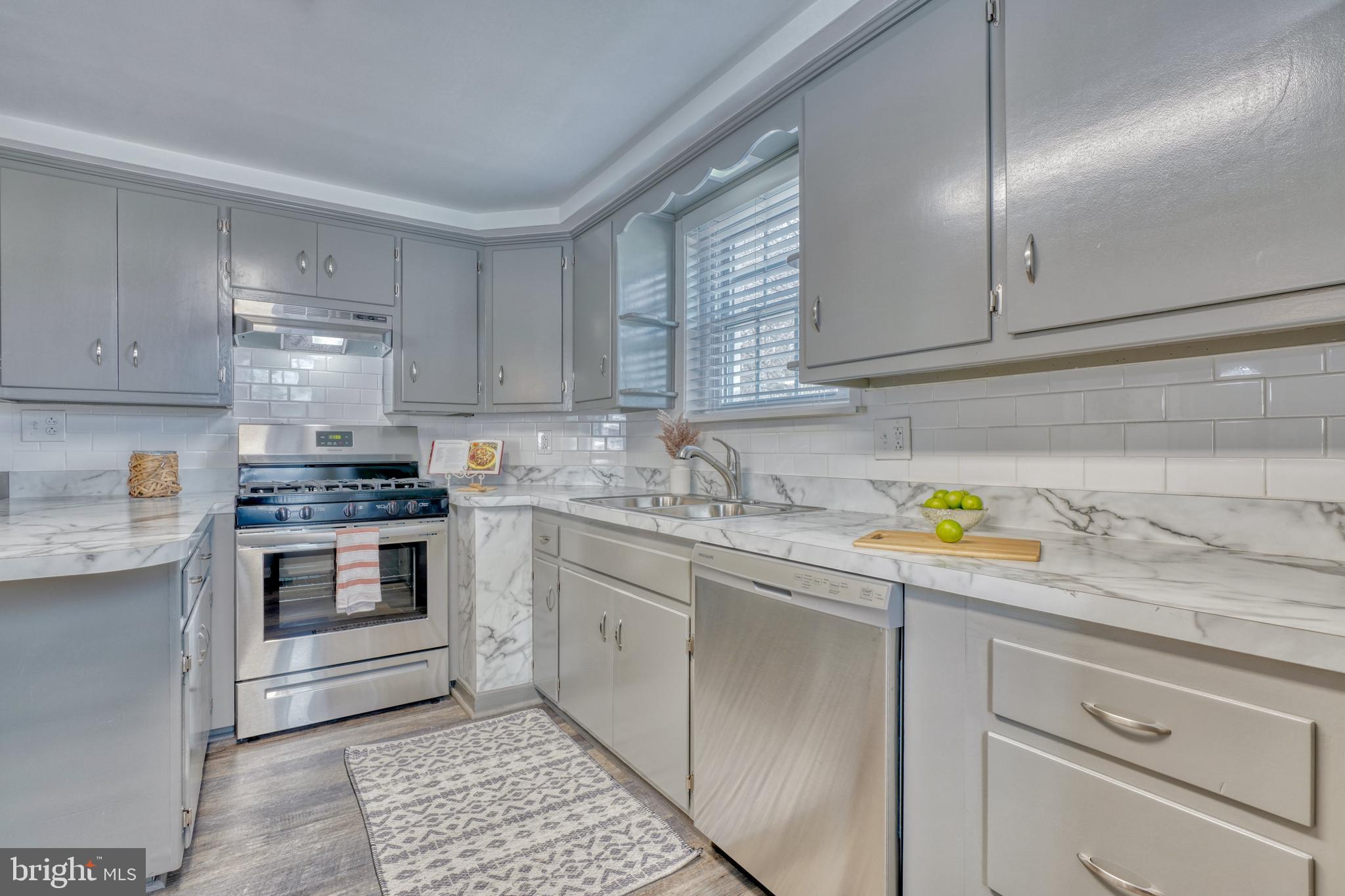 310 Riverside Road Baltimore, MD 21221 - Photo 12 of 41