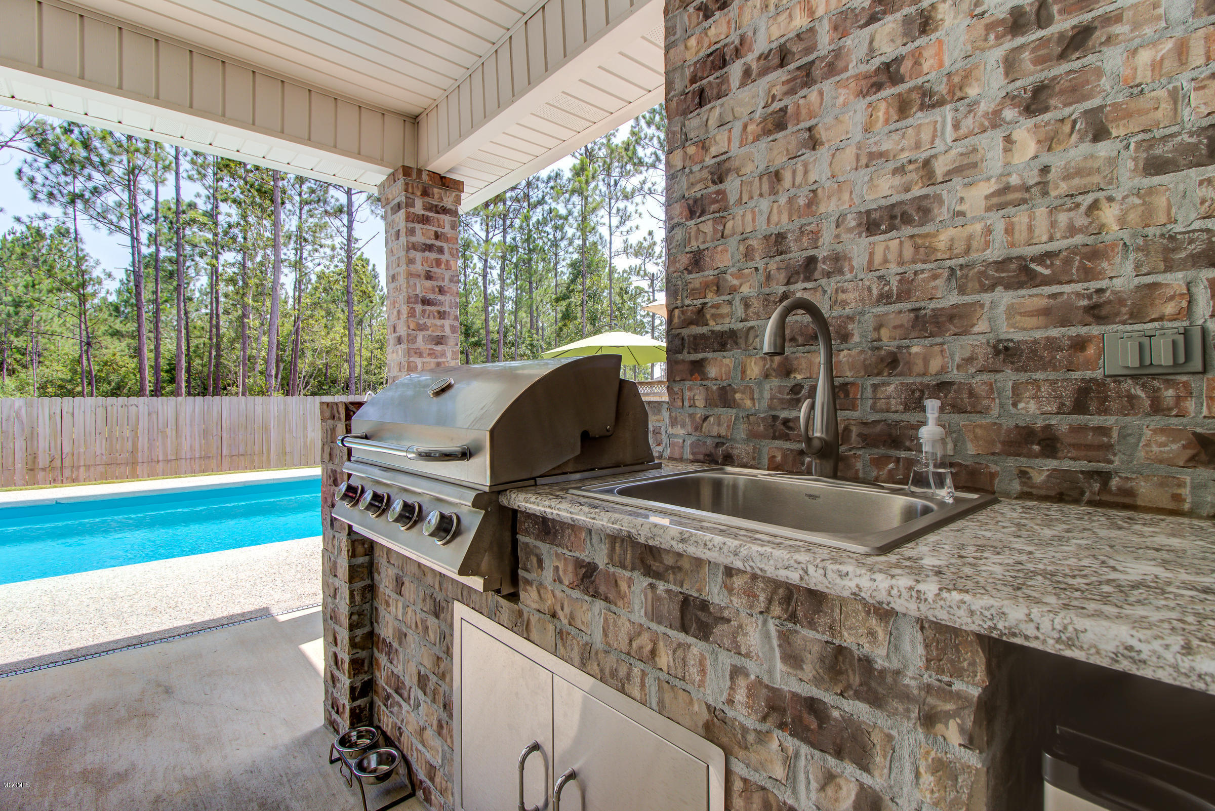 3021 Rue Michelle D'Iberville, MS 39540 - Photo 46 of 57 IMG_2582_3_4_5_6