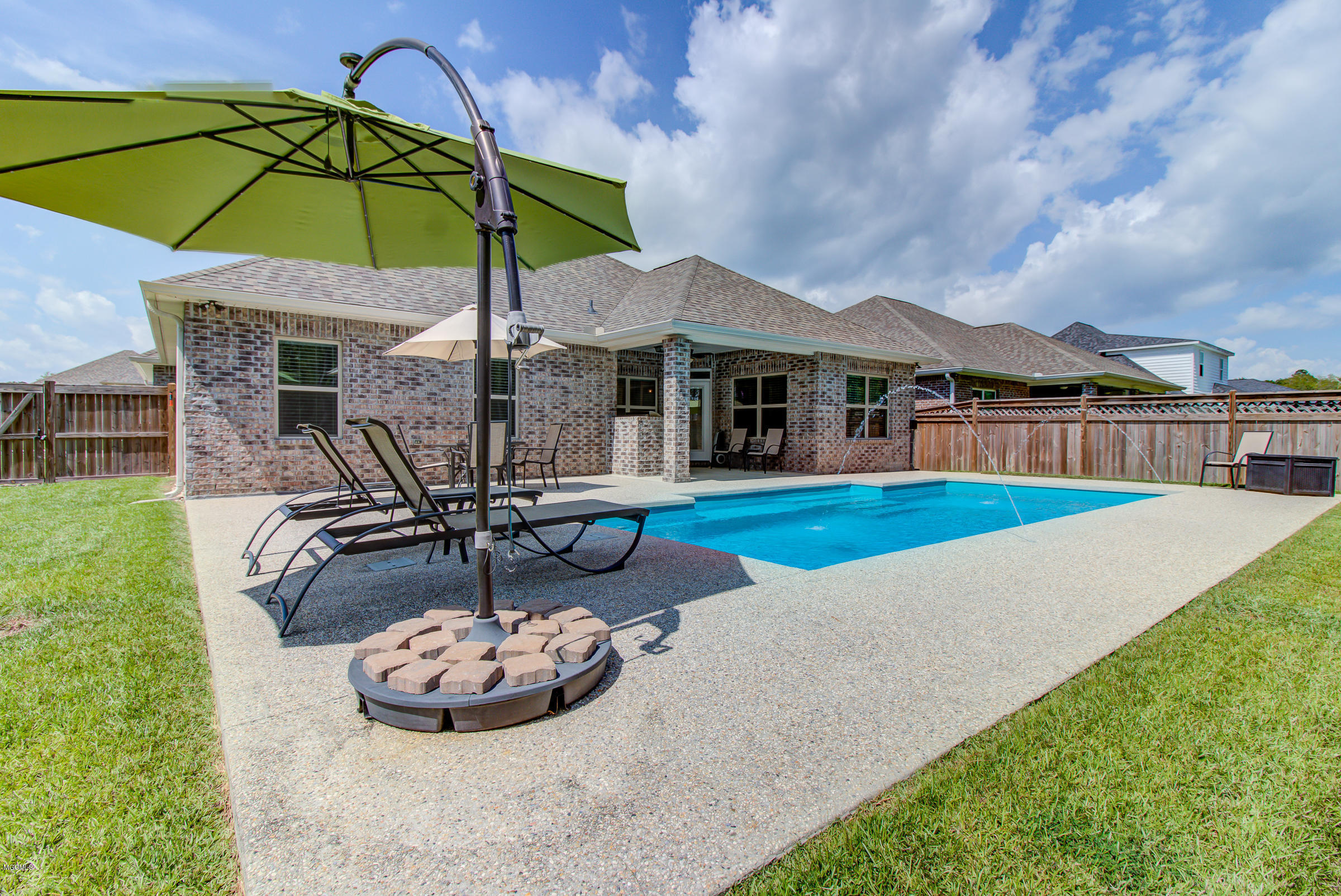 3021 Rue Michelle D'Iberville, MS 39540 - Photo 55 of 57 IMG_2612_3_4_5_6