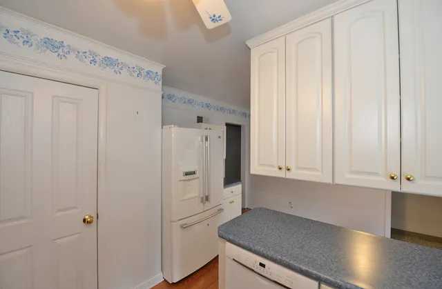 $284,900 | 2711 Gilson Street, Racine, WI 53403