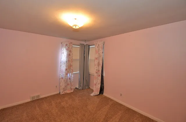 $284,900 | 2711 Gilson Street, Racine, WI 53403