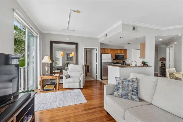 $4,500 | 700 South Harbour Island Boulevard, Unit 329, Tampa, FL 33602