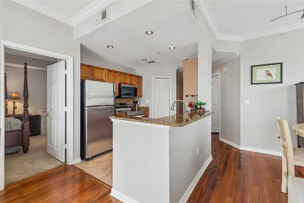 $4,500 | 700 South Harbour Island Boulevard, Unit 329, Tampa, FL 33602