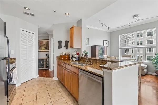 $4,500 | 700 South Harbour Island Boulevard, Unit 329, Tampa, FL 33602
