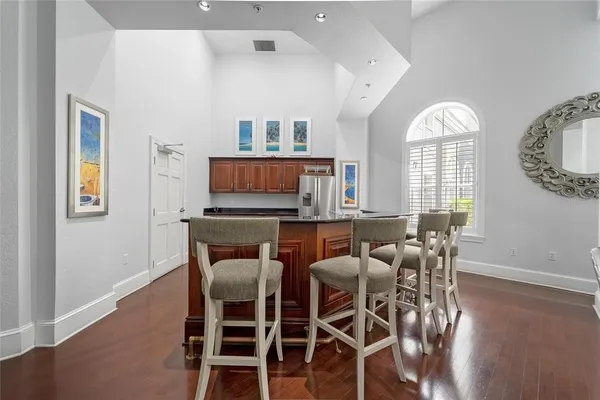 $4,500 | 700 South Harbour Island Boulevard, Unit 329, Tampa, FL 33602