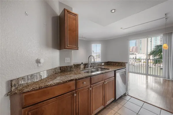 $4,500 | 700 South Harbour Island Boulevard, Unit 329, Tampa, FL 33602